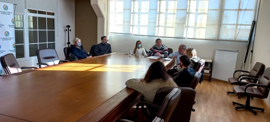 Reunión de Coopemed por atención a adultos mayores