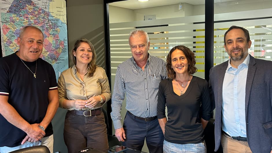 COOPEMED firmó un importante convenio con La Pequeña Familia